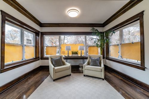 7225 Bennett Ave, Chicago IL  60649-2905 exterior