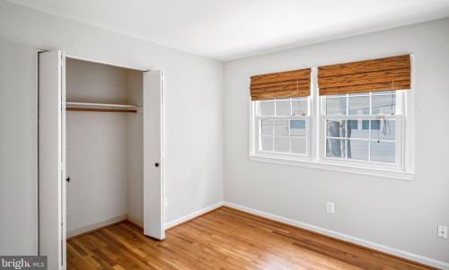 11814 Coldstream Dr, Rockville MD 20854-3620 exterior