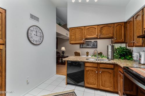 4109 Alta Mesa Ave, Phoenix AZ 85044-1411 exterior