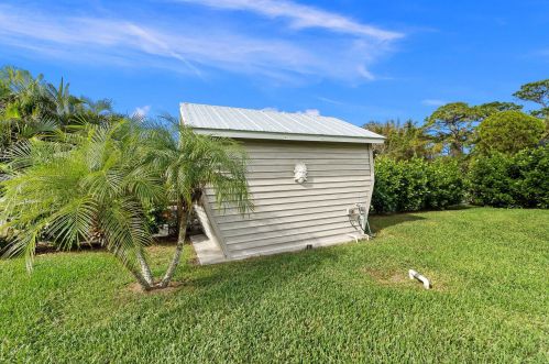 5417 Palmetto Dr, Fort Pierce FL  34982-7481 exterior