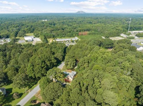 3845 Laurel Fls Dr, Lithonia GA 30039-6586 exterior