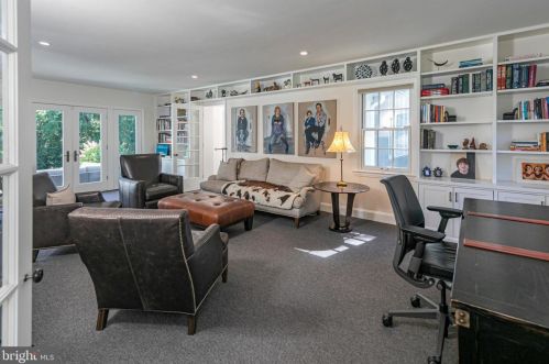 307 Edgerstoune Rd, Princeton NJ 08540-6716 exterior