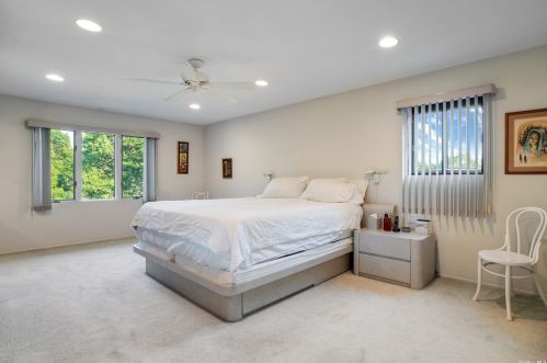 15 Long Acre Ln, Huntington Station NY 11746-7926 exterior