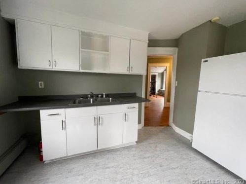 103 Reynolds St, Killingly CT 06239-2951 exterior