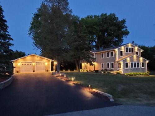 2912 Chestnut Dr, Bull Valley, IL 60097-8542