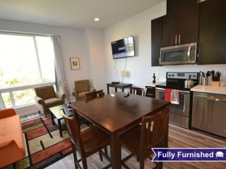 3001 3rd Ave, Seattle WA  98119-1935 exterior