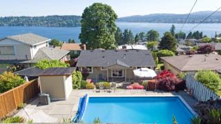 10453 Forest Ave, Seattle WA  98178-2607 exterior