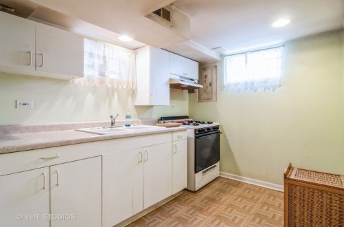 3551 Orange Ave, Chicago IL 60634-2940 exterior