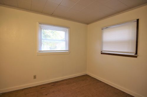 71 Cres Ave, Meskegon MI 49444-3066 exterior