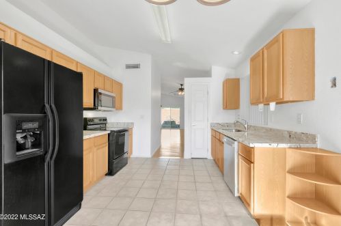 2676 Mystic Mountain Dr, Tucson AZ  85742-4460 exterior