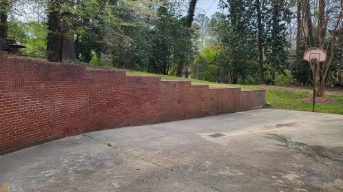 707 Caron Cir, Atlanta GA 30318-6042 exterior