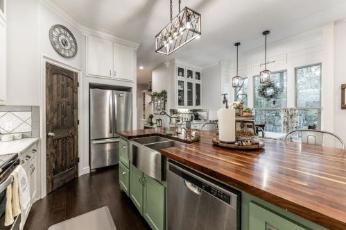 39 Forest Dr, Huntsville TX 77340-5676 exterior