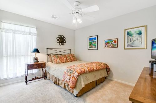 3900 Dominion Cv, Austin TX 78759-7300 exterior