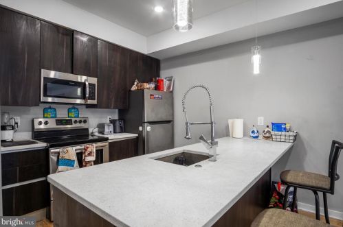 1945 Marshall St, Philadelphia PA 19122-1405 exterior