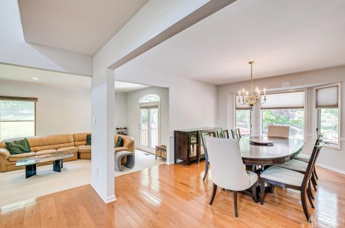 102 King St, Edison NJ 08820-1023 exterior