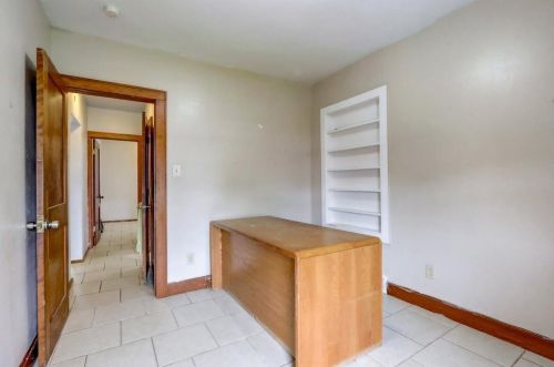 3030 15 Pl, Milwaukee WI 53215-3721 exterior