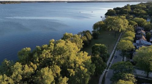 2053 Helena St, Madison WI 53704-5519 exterior