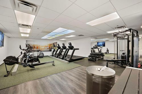 720 Randolph St, Chicago IL  60661-2129 exterior