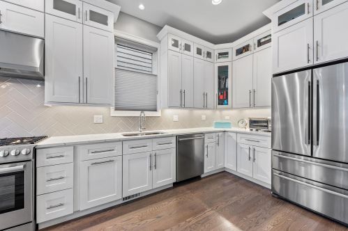 4952 Champlain Ave, Chicago IL 60615-2509 exterior