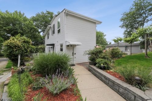 145 Pleasant Valley Way, Town Center NJ  07052-2906 exterior