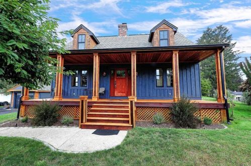 194 Campeau St, Woonsocket, RI 02895-3610