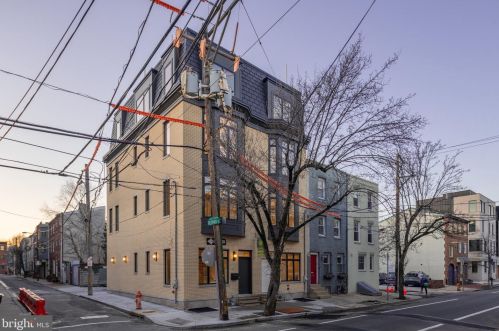 516 21 St, Philadelphia PA 19130-1401 exterior