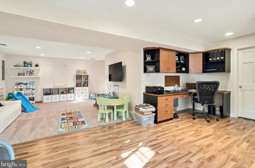 3818 Woodridge Ave, Silver Spring MD 20902-2355 exterior