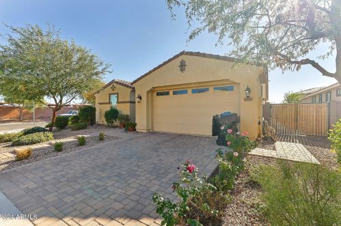 1391 Scorpio Pl, Chandler AZ  85249-5126 exterior