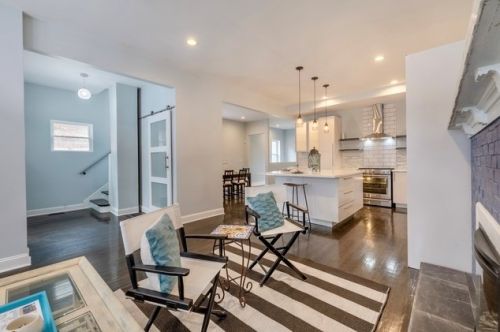 2416 74th St, Chicago IL  60649-3404 exterior