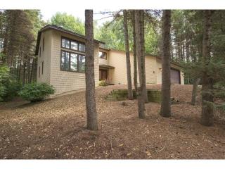 1225 Tamberwood Trl, Saint Paul, MN 55125-2368