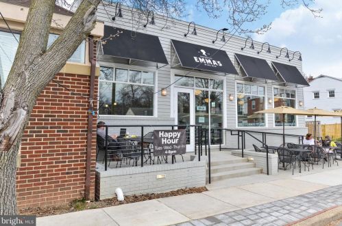 16 Monroe Ave, Alexandria VA 22301-1923 exterior