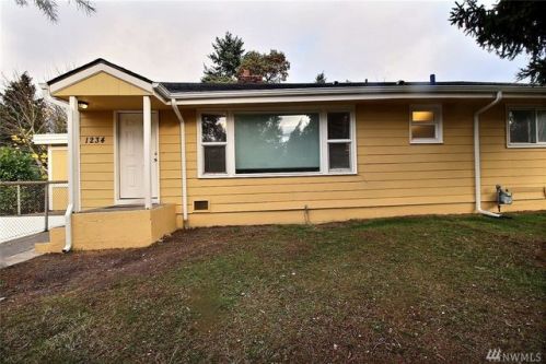 1234 128 St, Seattle WA  98059-8523 exterior