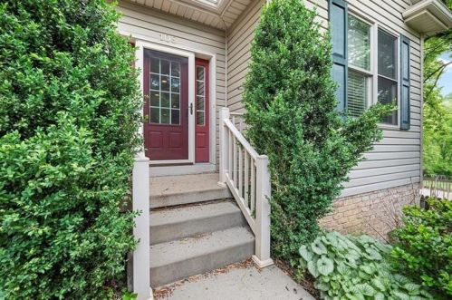 108 Camberwell Dr, Pittsburgh, PA 15238-2602