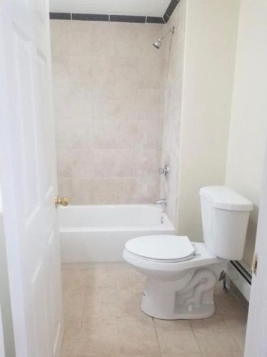 9 Lynch St, Providence RI 02908-5106 exterior