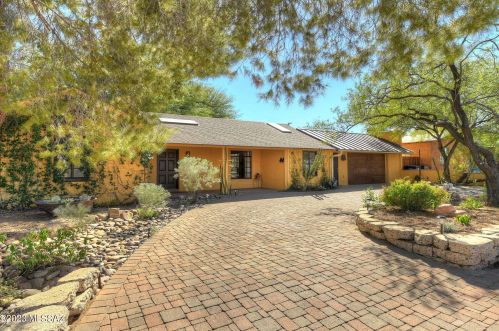 1406 Hampton St, Tucson, AZ 85719-3614