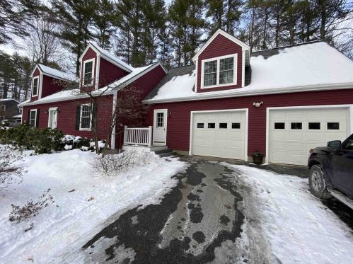 14 Brookwood Dr, Concord, NH 03301-1800