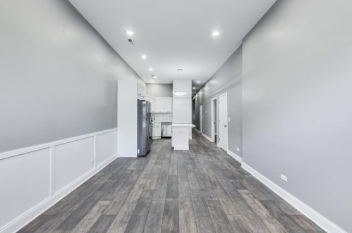 2718 Monroe St, Chicago IL 60624-2661 exterior