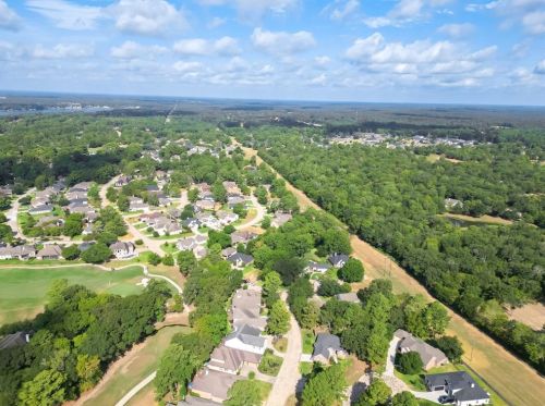 146 Bermuda Cir, Montgomery TX 77356-8205 exterior