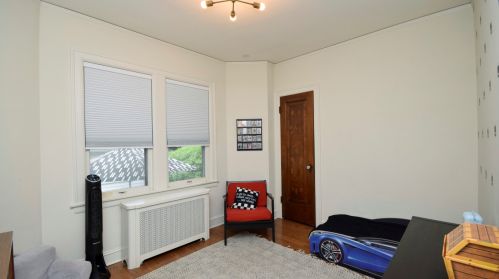 5515 Byron St, Chicago IL 60641-2518 exterior