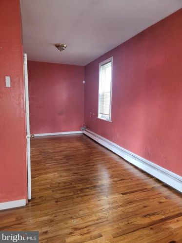 1462 Olden Ave, Trenton, NJ 08610-2920