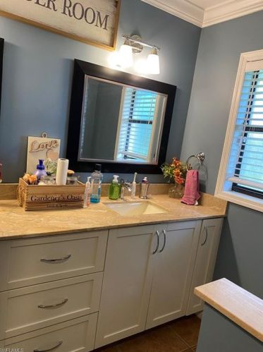 760 10 St, Naples FL 34120-2059 exterior