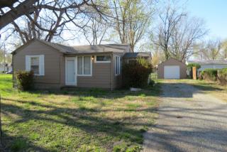 107 Jay St, Topeka KS  66608-1843 exterior