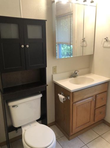 3221 Milwaukee St, Madison WI 53714-2117 exterior