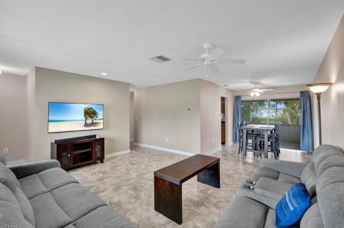 2285 41 Ter, Naples FL 34116-6517 exterior