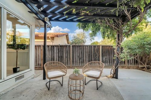 1154 Angmar Ct, San Jose CA  95121-2509 exterior