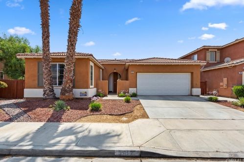 3817 Bella Isola Ln, Perris, CA 92571-7486