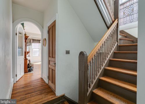 2302 Locust St, Philadelphia PA 19139-4517 exterior