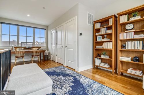 1125 Royal St, Alexandria VA 22314-4310 exterior