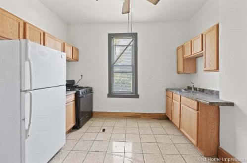 1522 71 Pl, Chicago IL 60629-4340 exterior