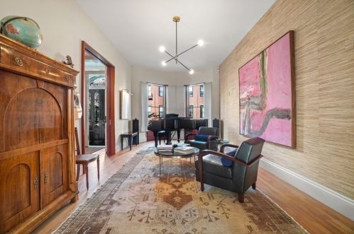 146 Newton St, Boston MA exterior